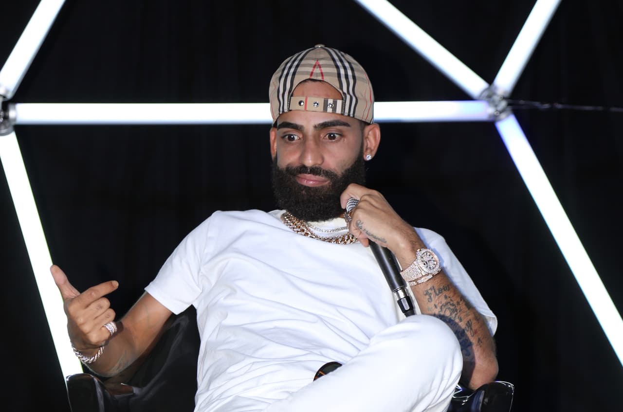 "Bien decía mi madre: '¡Hijo fuiste y padre serás!'. ¡Deseo ver a mis hijos cumpliendo sus metas, quiero que mis hermanos y amigos logren todo lo que se propusieron y yo estar presente!".
<br>