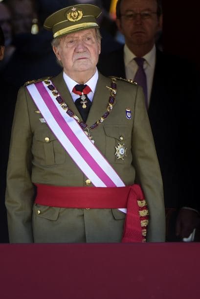 La renuncia al trono de Juan Carlos de España pone fin a casi cuatro décadas de un intenso reinado, marcado por sus valores democráticos, su carisma y su comunión con la ciudadanía española.