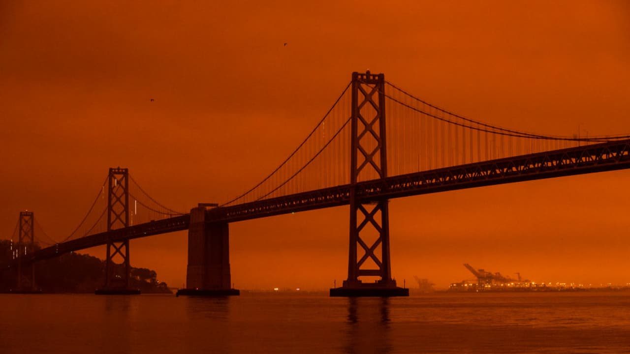 En San Francisco, el cielo amaneció literalmente rojo y fue comparado con el cielo de Marte.