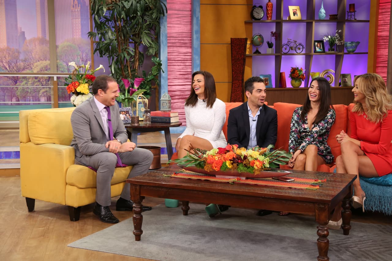 Los personajes de Omar Chaparro hacen que se transforme por completo.