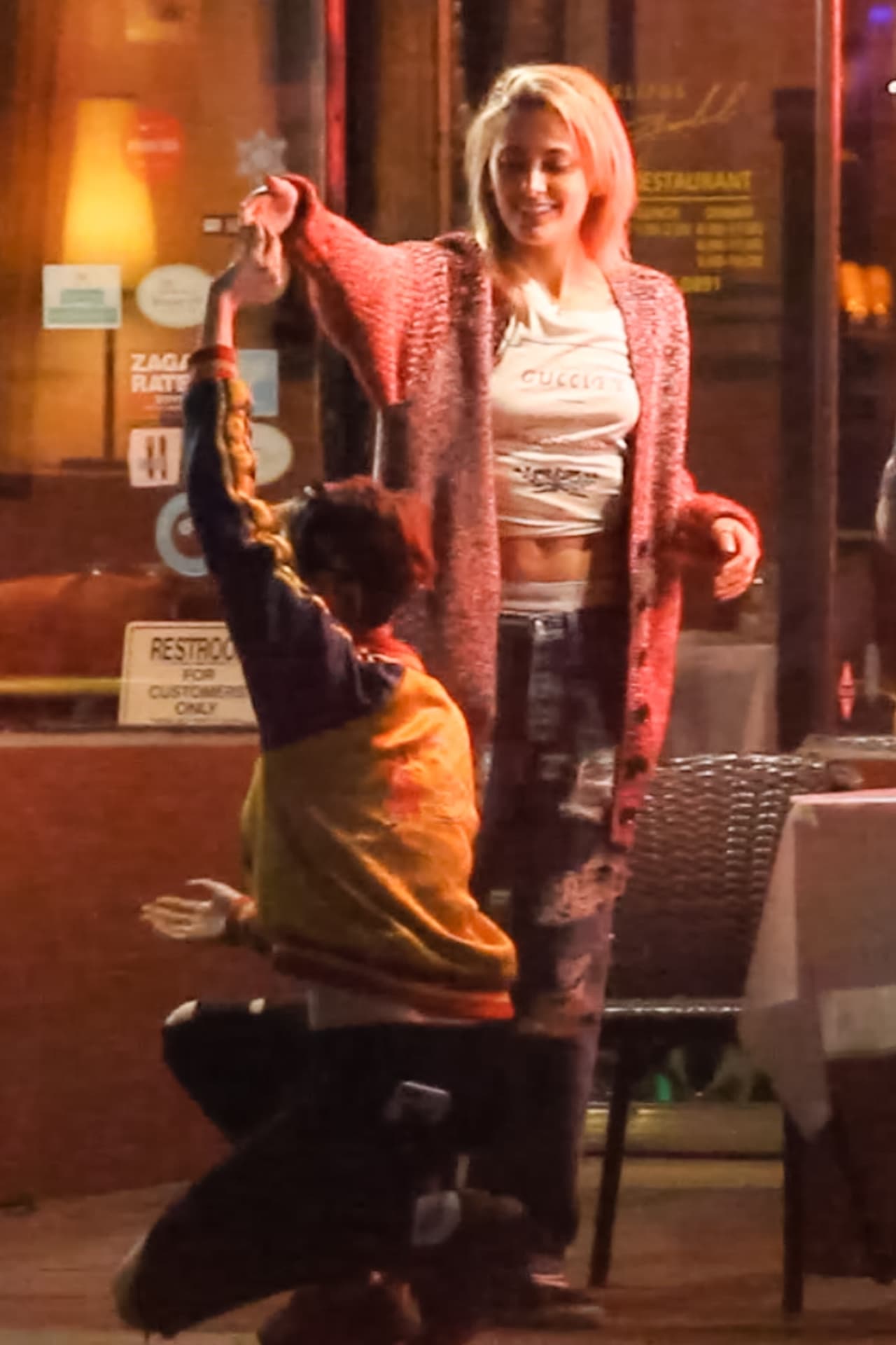 El viernes, salieron a divertirse y a juzgar por las fotos, lograron su cometido.