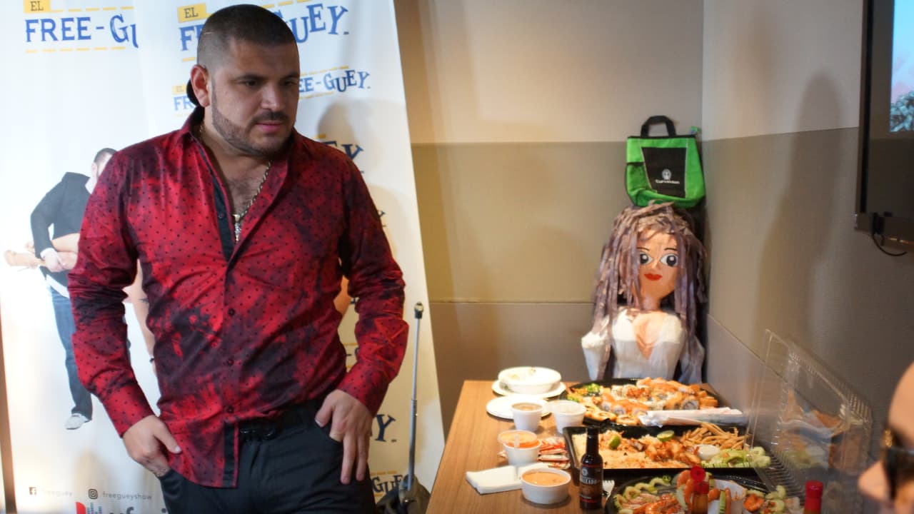 El Komander llegó al Free-guey show y hablo de sus nuevos proyectos.