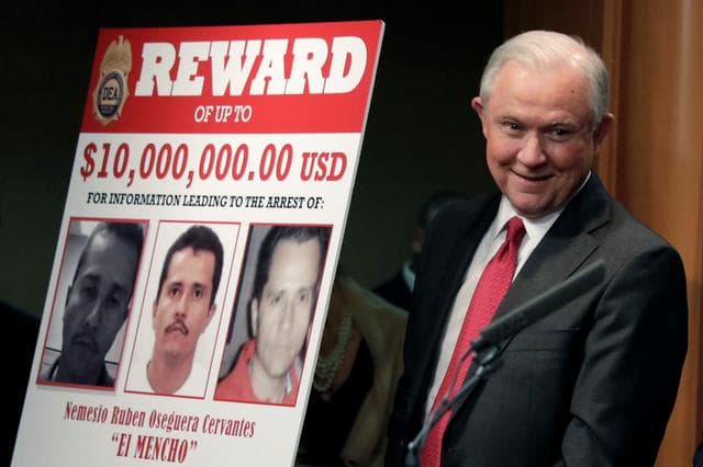 El agente que dirige la búsqueda del capo más buscado desde Los Ángeles, asegura que hay evidencias de que "El Mencho" se esconde en las zonas de montaña de tres estados de México en donde su organización criminal opera.