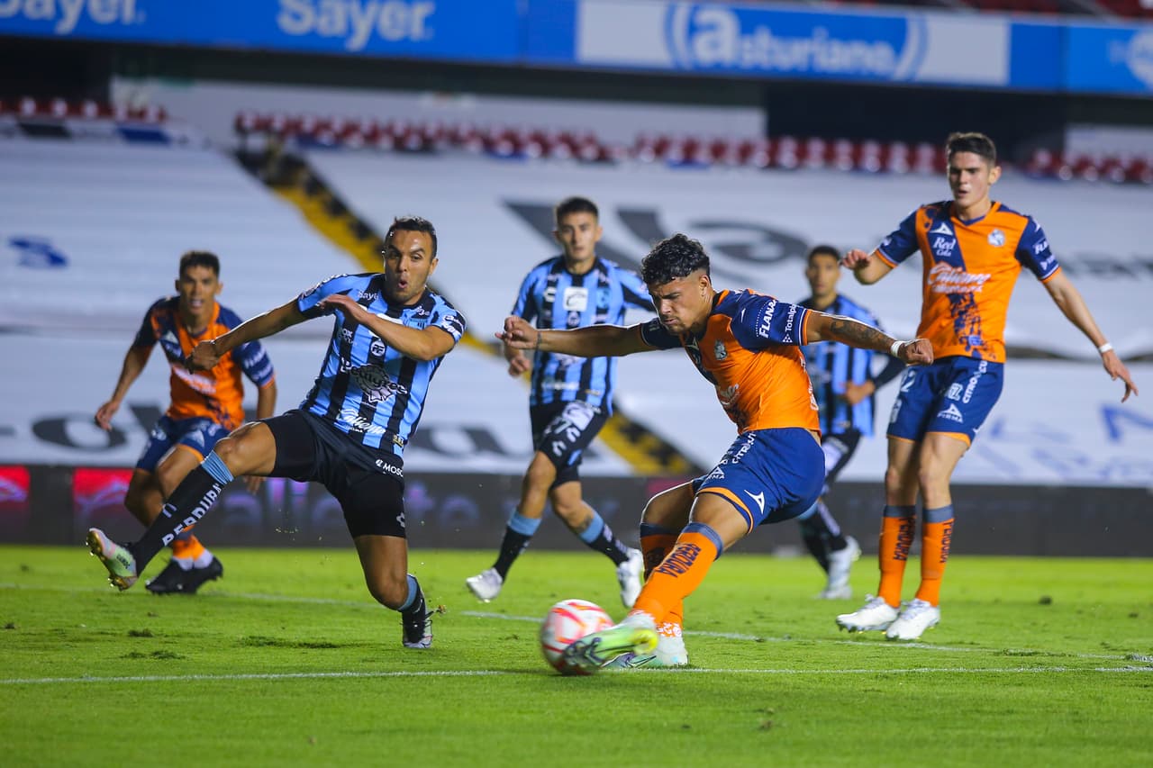 Querétaro y Puebla empataron 1-1 en la Jornada 12 del Apertura 2022 con goles de Ariel Nahuelpán y Jozy Altidore.