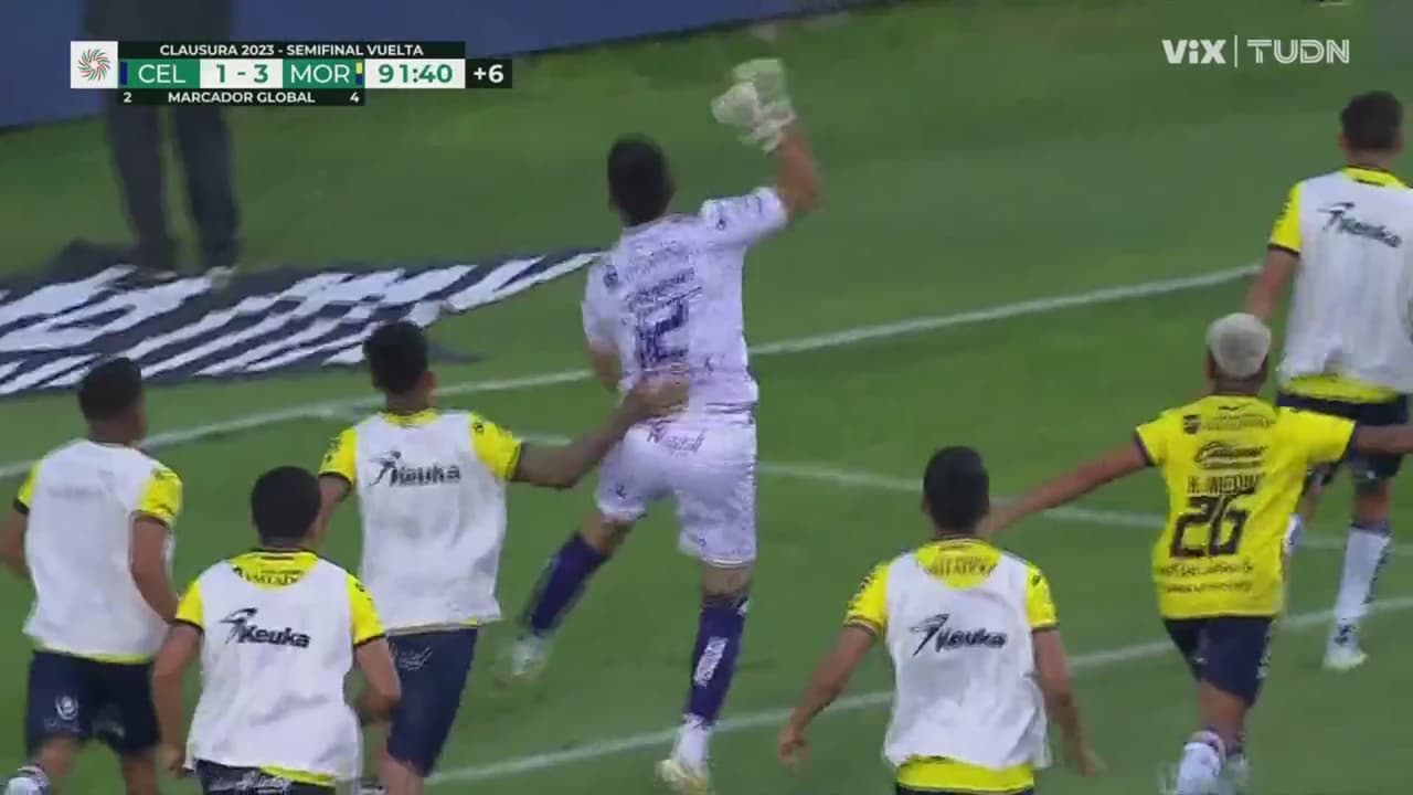 ¡Golazo de Morelia! Santi Ramírez anota gol de portería a portería