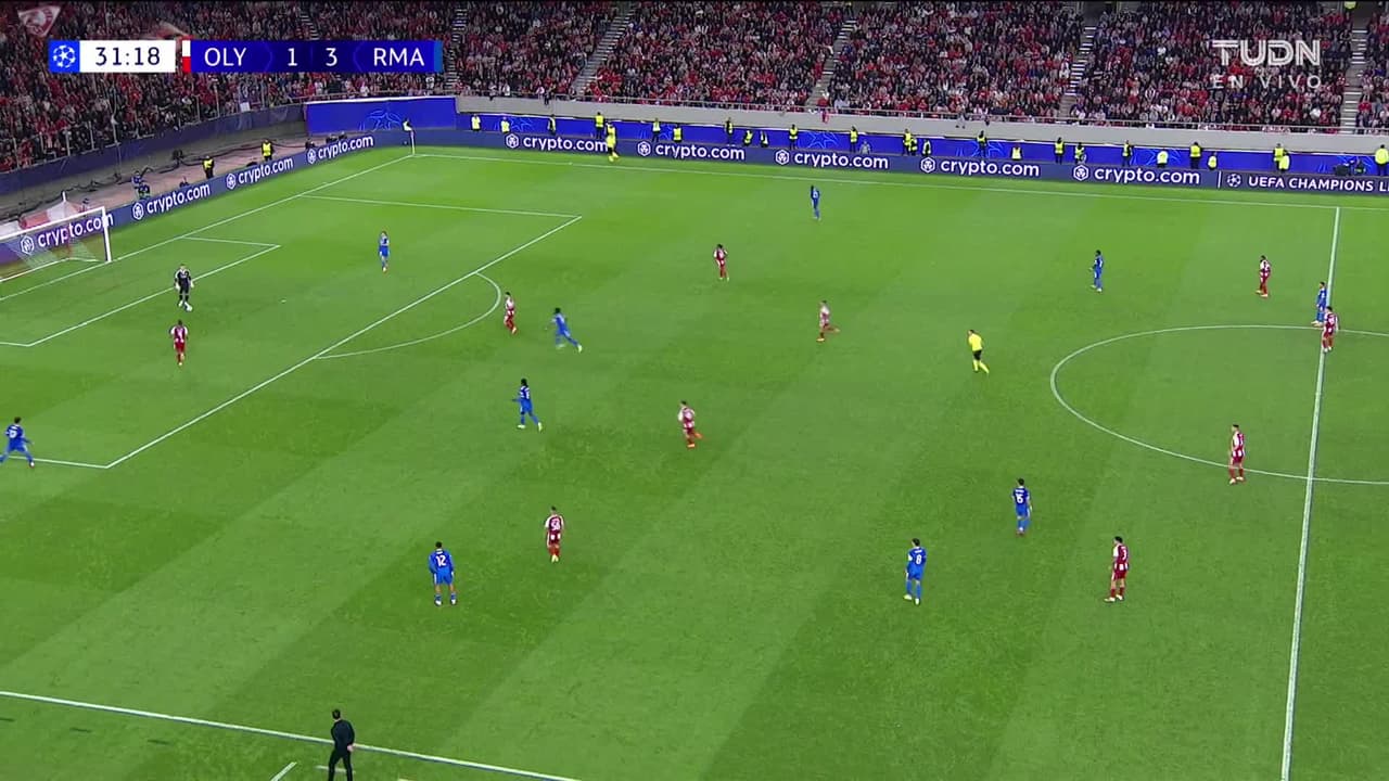 ¡GOL!  anota para Real Madrid. Vinícius Júnior