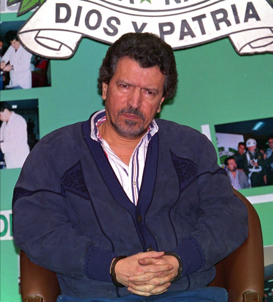 Miguel Rodríguez Orejuela, capo del cártel de la droga de Cali, comparece ante la prensa en la sede de la policía de Bogotá el domingo 6 de agosto de 1995.