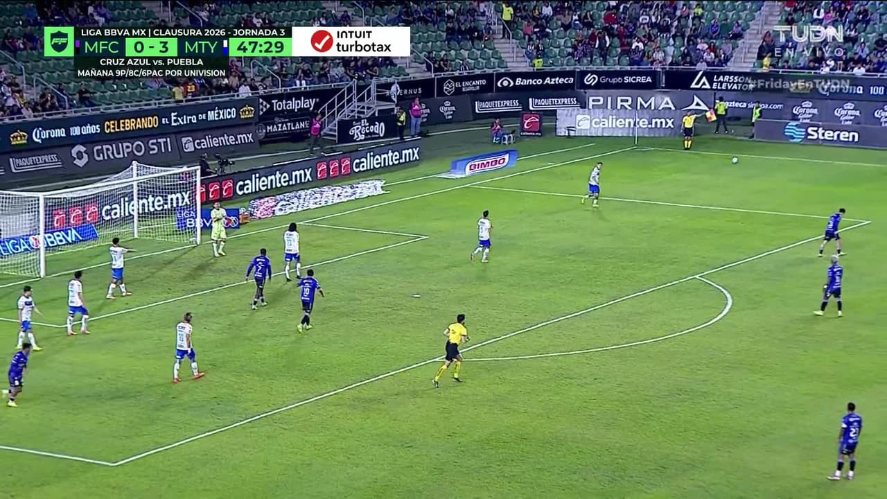 ¡TIRO ATAJADO! disparo por Omar Moreno.