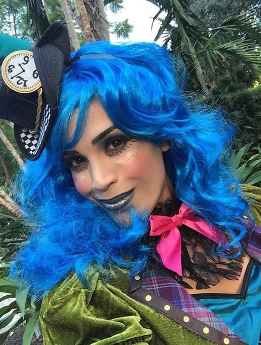 La película 'Alicia en el país de las maravillas' fue la inspiración de Karla para este disfraz.