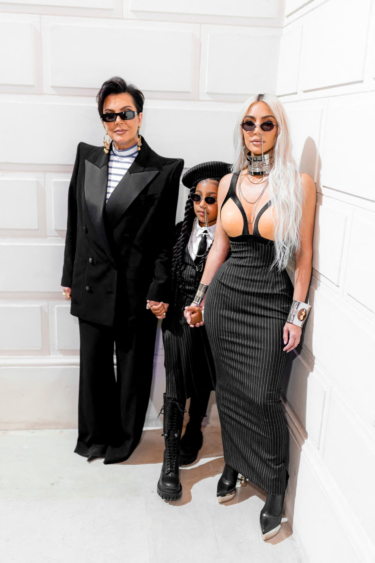 “Estoy embarazada, hormonal, volé hasta París para eso. Llamé a mi prima Cici [Bussey] y dije: ‘Esta p.... me robó mi p... bolso’”, compartió. 
<br>