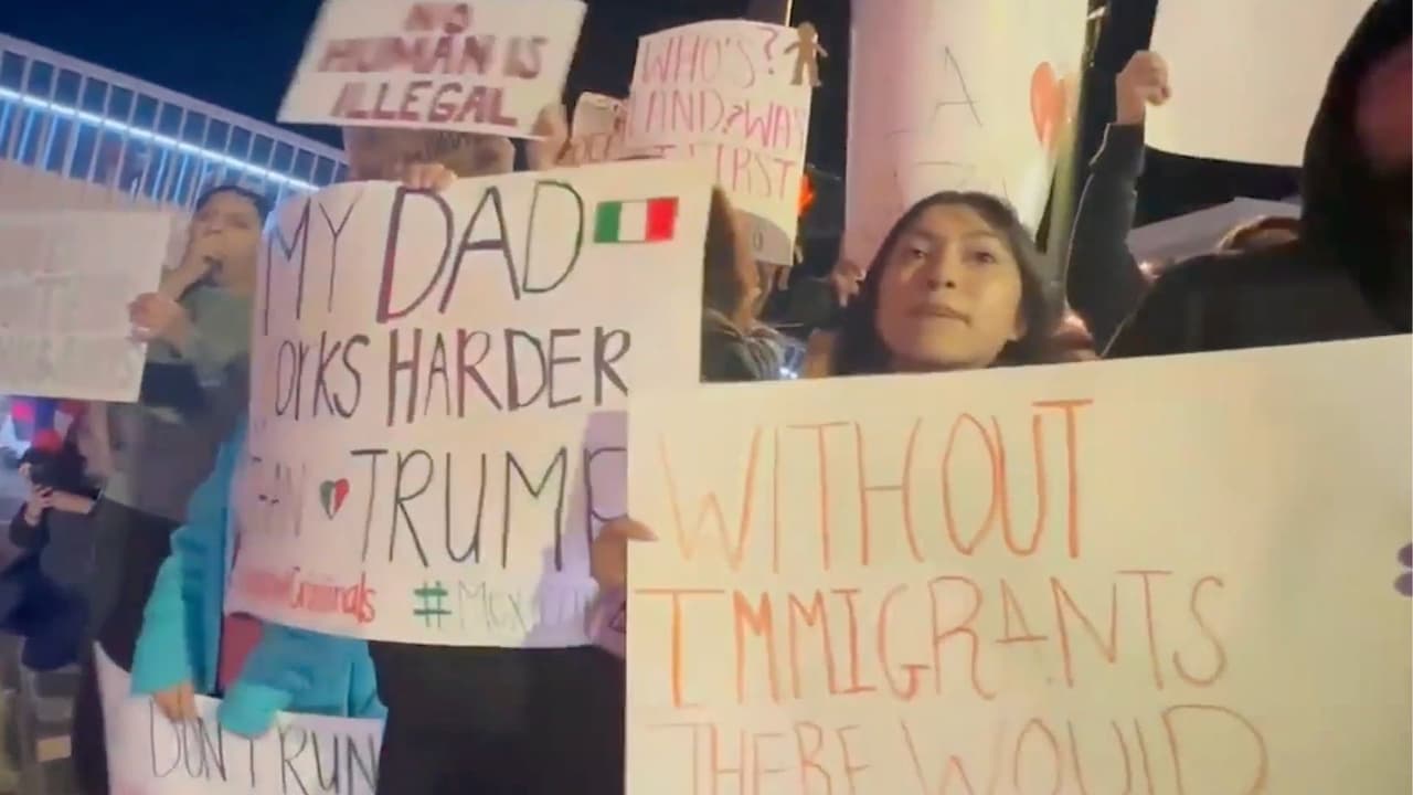 Hispanos en Gainesville, Georgia, protestan contra medidas migratorias de Trump