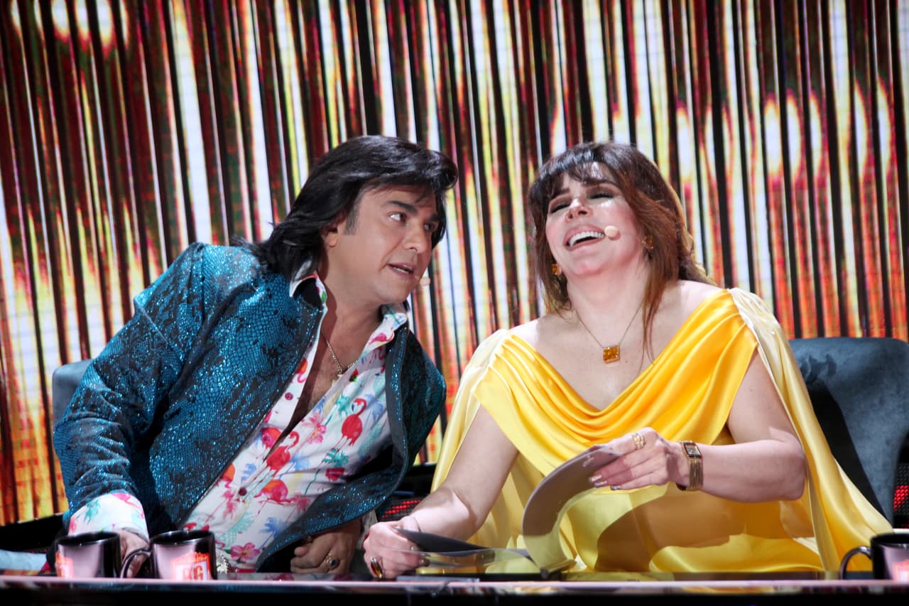 Existe el dicho: Quien de amarillo se viste, o en su belleza confía o de sinvergüenza se
<b> </b>pasa. En Vero aplica perfectamente la primera.