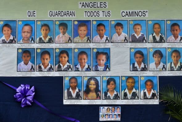 Treinta y tres niños murieron en el trágico incendio de un autobús en Colombia.