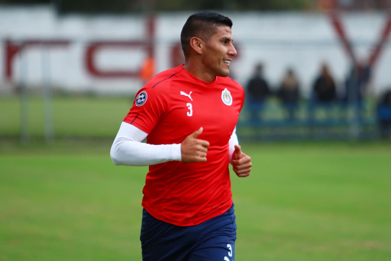 Defensa: Carlos Salcido