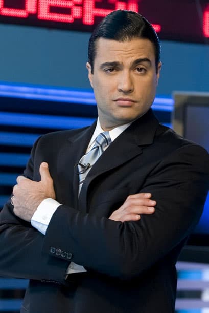 Interpretó a 'Martín Pérez' y a 'Gonzalo González' en la telenovela
<i>Los exitosos Pérez</i>. Aquí fue un soberbio y manipulador conductor del noticiero más famoso.