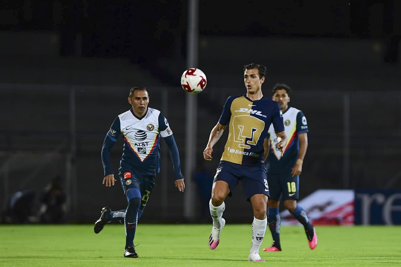 América y Pumas dejan el partido en el medio campo y se olvidan completamente del ataque.