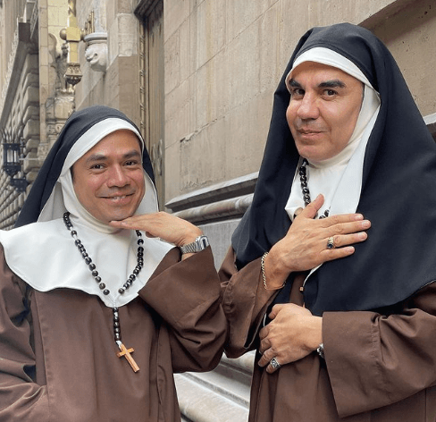 Adrián Uribe se transforma en monja para su nueva película.