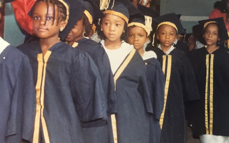 Kechi Okwuchi, en la escuela primaria.