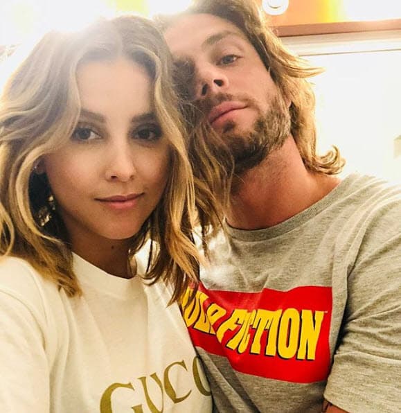 El actor también habló de los planes que tenían como pareja: "Se ha hablado del tema de vivir juntos, de casarnos y formar una familia, claro, todavía no tenemos fechas. Sí me encantaría (tener hijos con Paulina Goto), ella quiere muchos bebés, yo no sé si tantos".