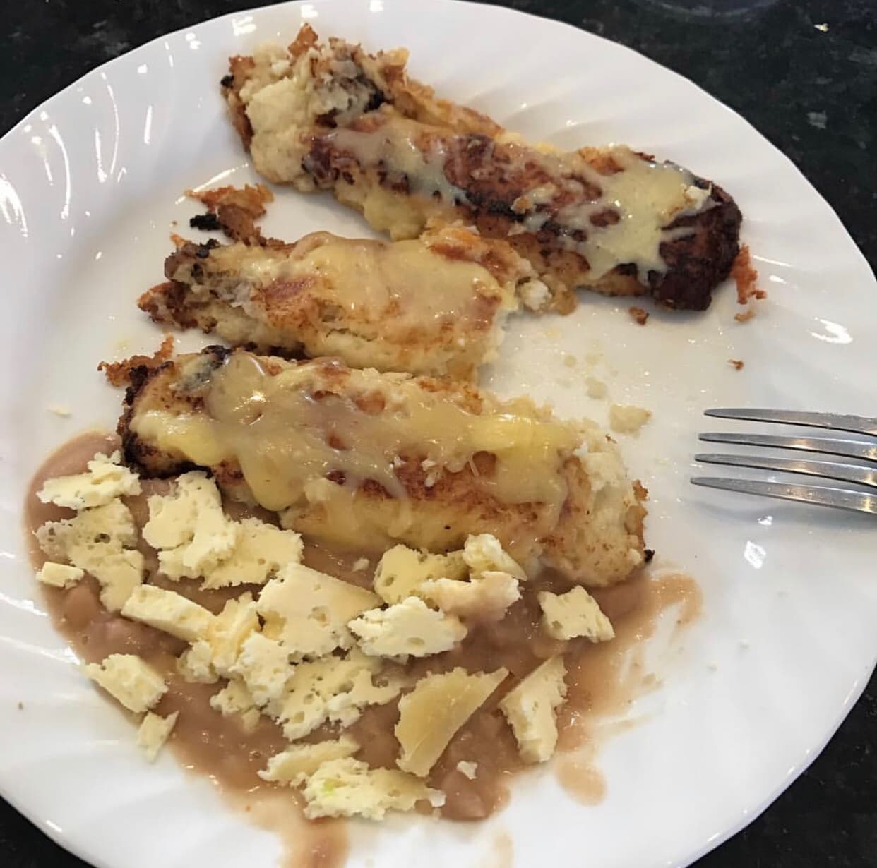 El queso no les puede falta a los tamalitos de elote.