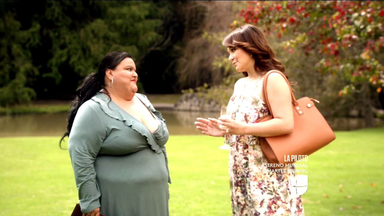 Jenn está muy entusiasmada con los preparativos de su boda.