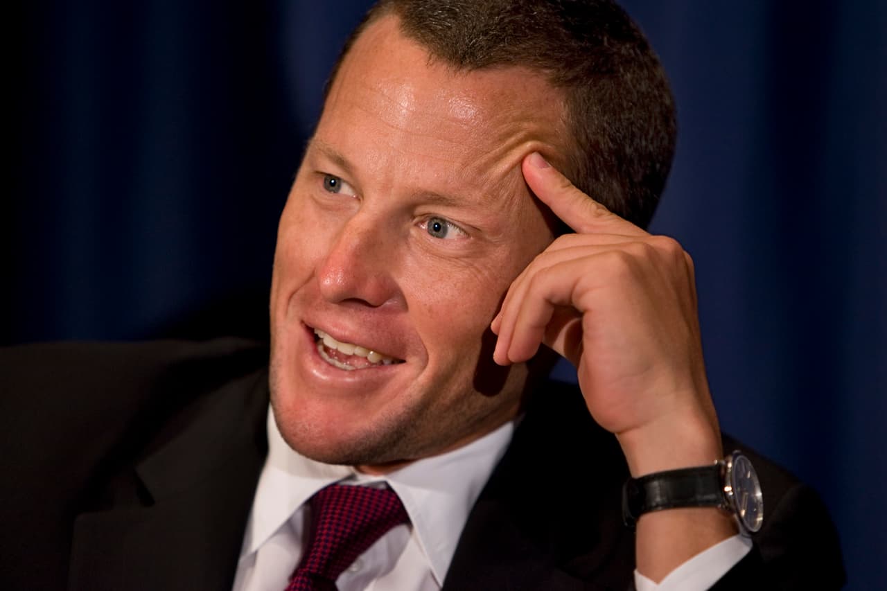 El único logro indiscutible en su carrera fue el de las relaciones públicas. Siempre encontró la manera de inyectar dinero al equipo y consiguió estar en la mente de los aficionados.