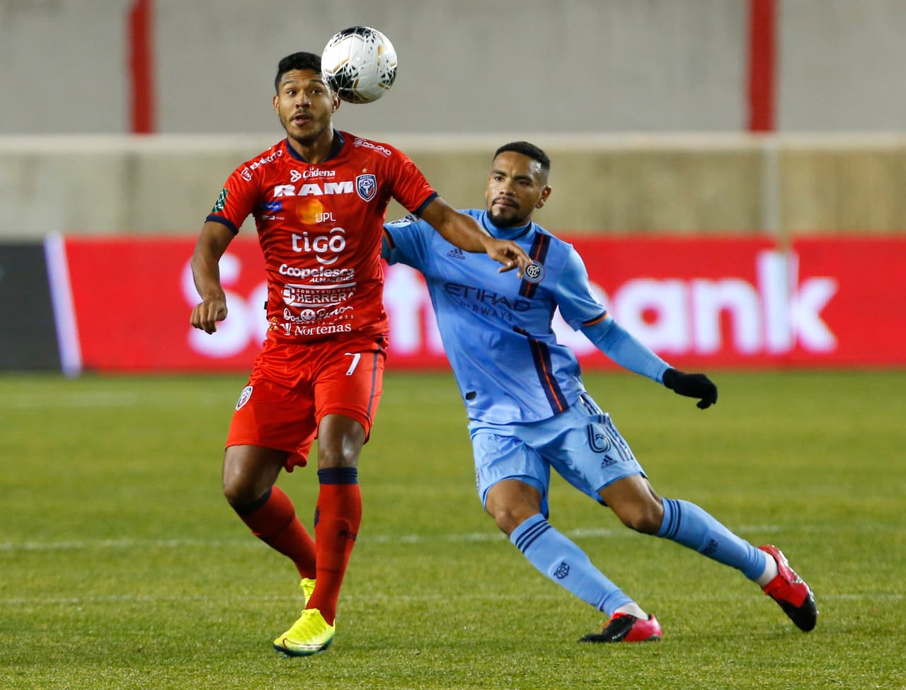 Alexander Callens selló el boleto de NYCFC a los cuartos de Liga de Campeones