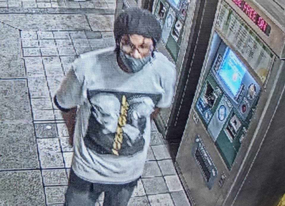 Arrestan a sospechoso de violar a menor de 16 años a la salida del Metro en Los Ángeles