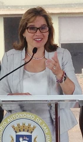 Alcaldesa de San Juan presenta cuatro propuestas para evitar la creación de una junta de control fiscal