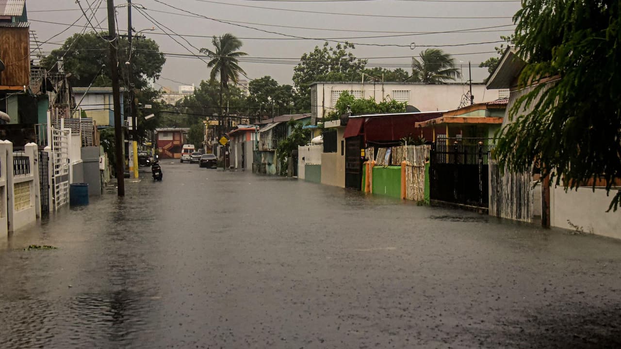 Nueva York y Nueva Jersey aumentan ayuda a Puerto Rico después del paso del huracán Fiona 