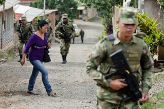 Las elecciones serán vigiladas por policías y militares.