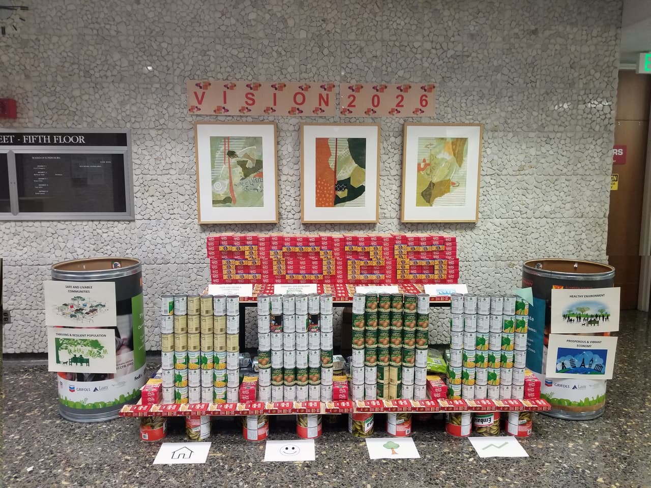 Esa cifra en efectivo equivale a casi $100,000 en alimentos para las familias más necesitadas, ya que el Banco de Alimentos del condado de Alameda puede convertir cada dólar donado en $7 dólares de valor en comida.
<br>