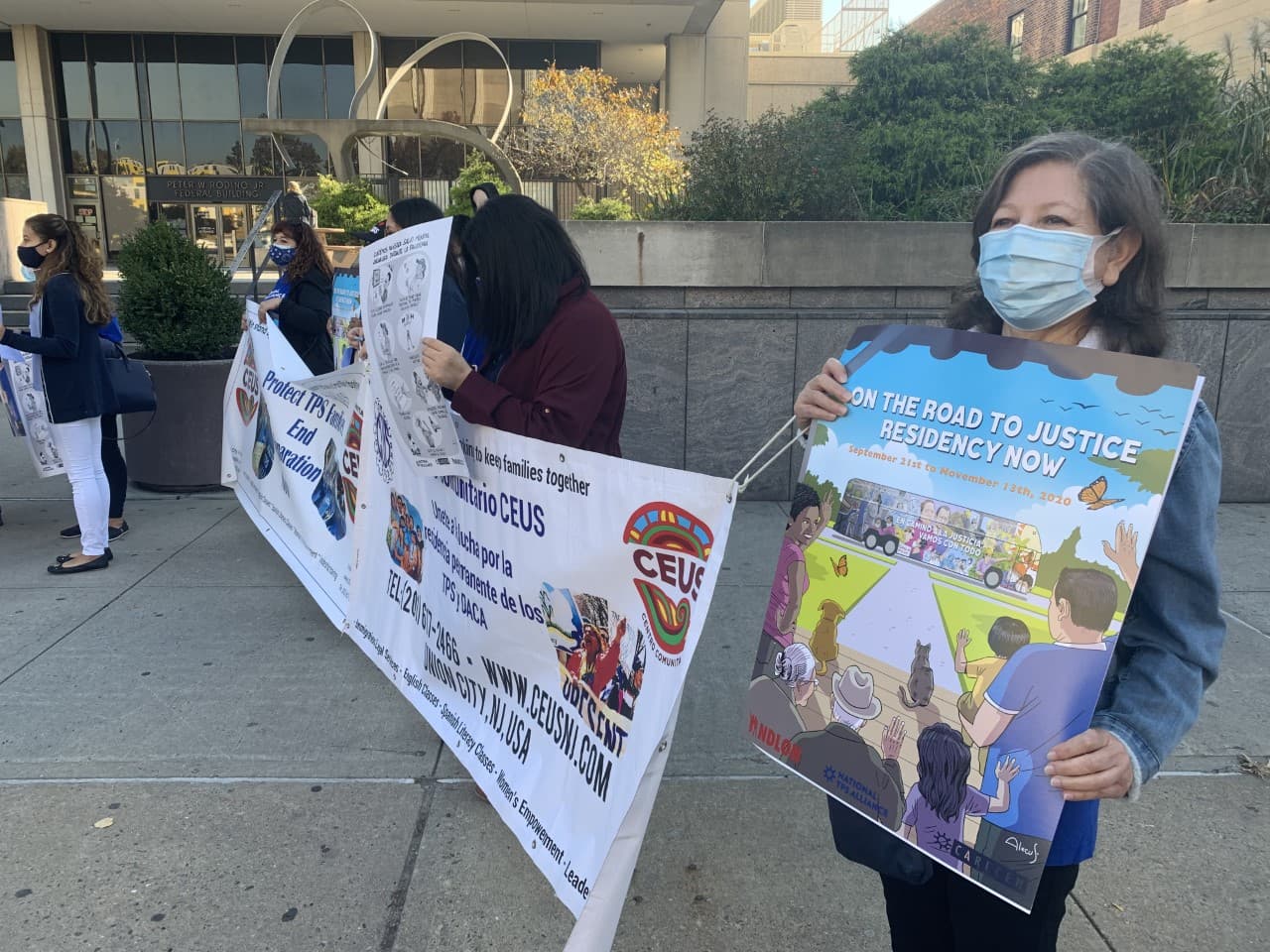 La ley HR6 está estancada en el Congreso desde hace mas de un año. De ser aprobada, otorgaría un camino hacia la ciudadanía para los titulares del TPS y para los dreamers, o soñadores.