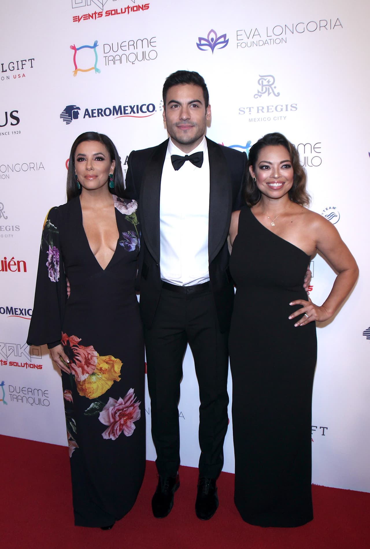 Eva Longoria y Carlos Rivera fueron los anfitriones este 19 de noviembre de la quinta Global Gift Gala en México, que recaudó fondos para la
<b><a href="https://evalongoriafoundation.org/" target="_blank"> Eva Longoria Foundation</a></b> y la 
<b><a href="http://duermetranquilo.com.mx/" target="_blank">Fundación Duerme Tranquilo,</a></b> para evitar la trata de personas y ayudar a gente de bajos recursos.