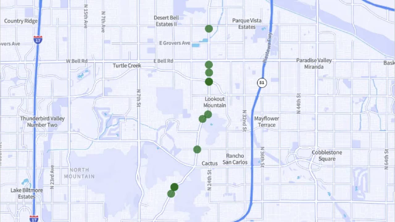 <b>Cave Creek Road</b> desde E Union Hills Drive hasta E Desert Cove Avenue, en Phoenix.
<br>Accidentes fatales: 11
<br>Accidentes por milla: 2.3.