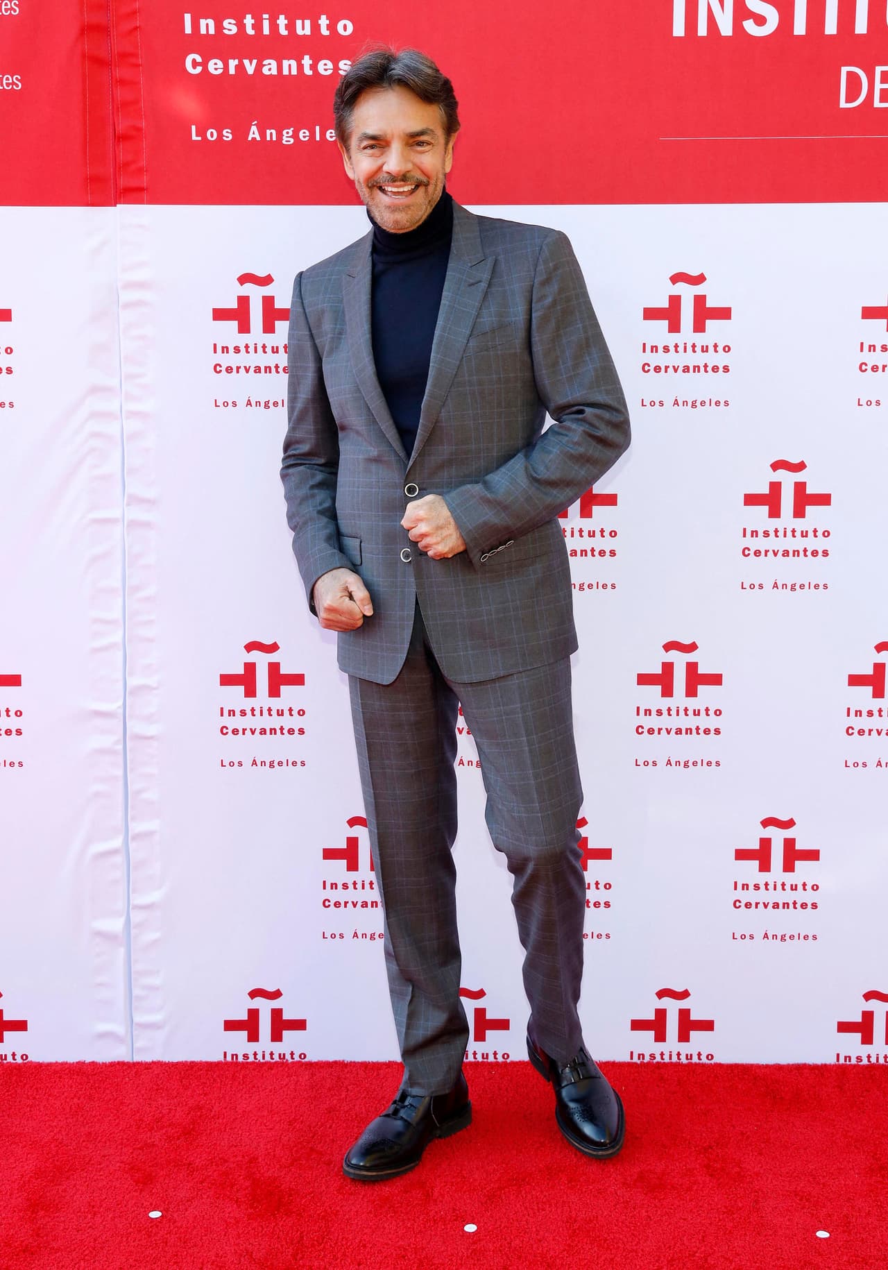 La estrella de 
<b><a href="https://vix.com/es/detail/series-961?utm_medium=internal_referral&utm_source=univision&utm_campaign=breaking_news&utm_content=ed_entertainment&utm_term=slideshow" target="_blank">XH-Derbez, que puedes ver gratis aquí en ViX</a></b>, puso el foco en la necesidad de que el Cervantes de Los Ángeles haga "sentir orgullosa" a la población hispana de la ciudad que, "en ocasiones", se siente "discriminada" por hablar español, dijo según la reseña que hizo la agencia de noticias EFE.
<br>