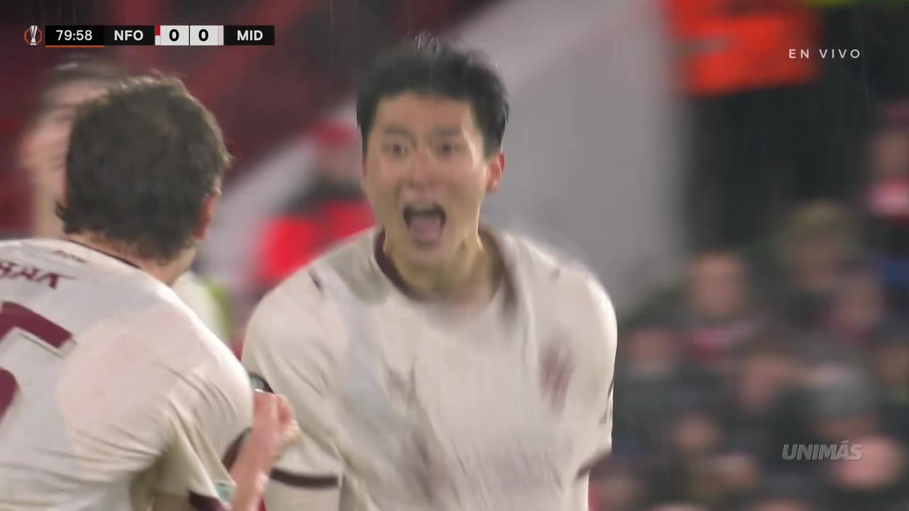 ¡Cho se levanta en el área! Gol de cabeza para adelantar al Midtjylland