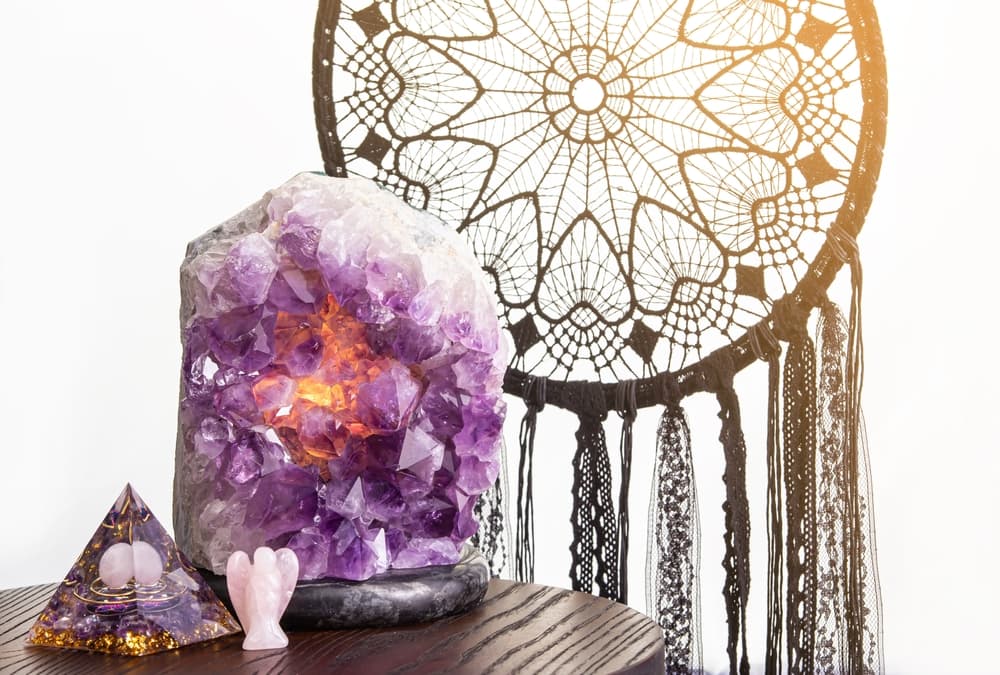 Cuarzos y sueños lúcidos: descubre cómo tenerlos con la ayuda de estos cristales