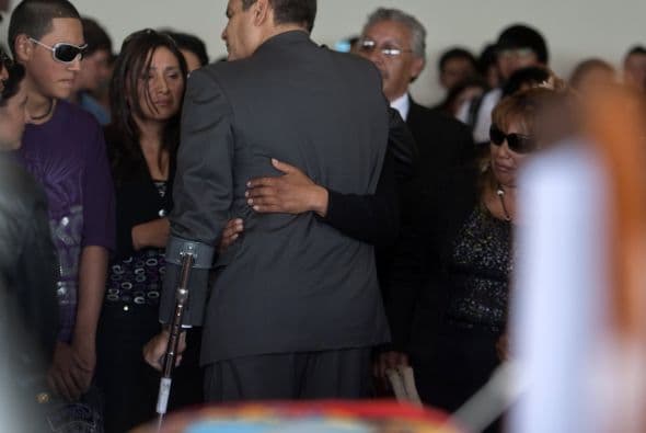 Por su parte, el presidente ecuatoriano ratificó a los cancilleres de la Unasur, que lo visitaron en Quito para expresarle su apoyo, que fue un intento de golpe de Estado la rebelión de policías ocurrida el jueves y que, tras el fracaso de esa estrategia, el "plan B" era matarle.