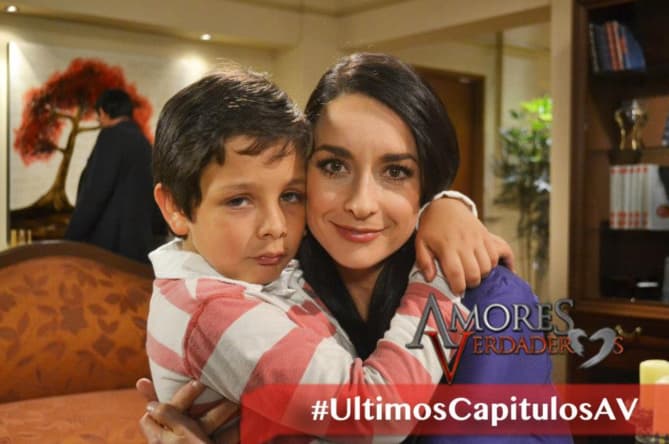 ¿Recuerdas a 'Guillo'? Este niño interpretaba al hijo de Susana Gonzñalez y Julio Camejo en la telenovela 'Amores verdaderos'.