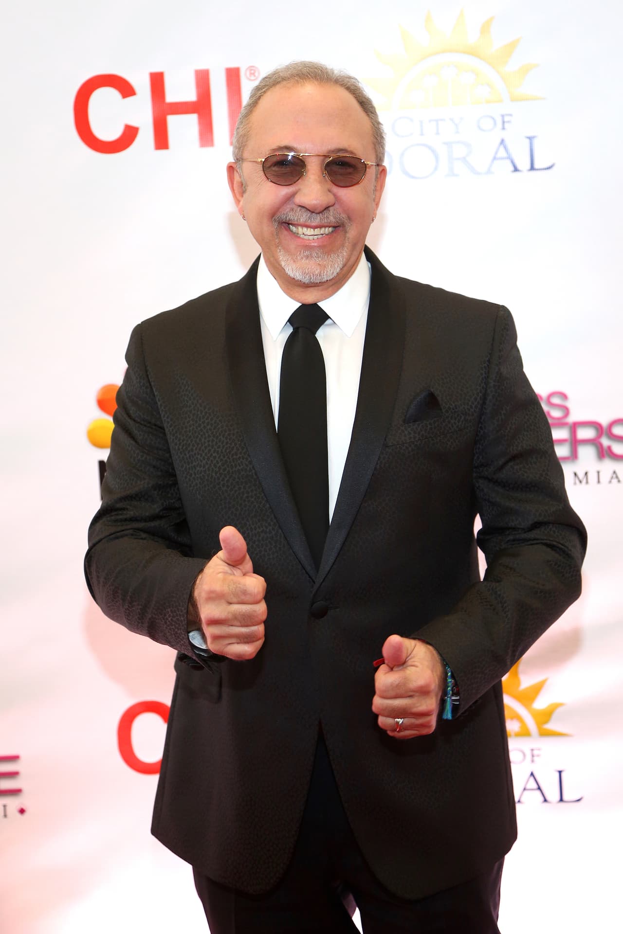 Y qué mejor que hacerlo al lado de su compatriota Etefan, quien ha trabajado con otros artistas latinos exitosos.