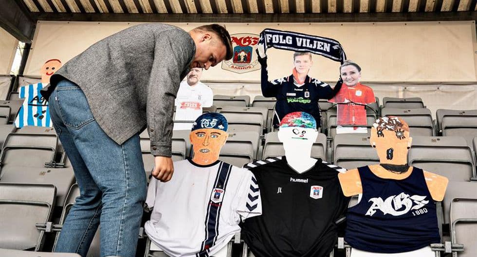 <b>Distorsionada realidad</b>
<br>Los equipos hacen sus esfuerzos para conseguir que los futbolistas se sientan acompañados y que los fanáticos no extrañen a sus ídolos; sin embargo, nunca se podrá comparar la sensación real de ver gritar, sentir apoyo o incluso insultos del invitaado especial en toodos los deportes: los aficionados.