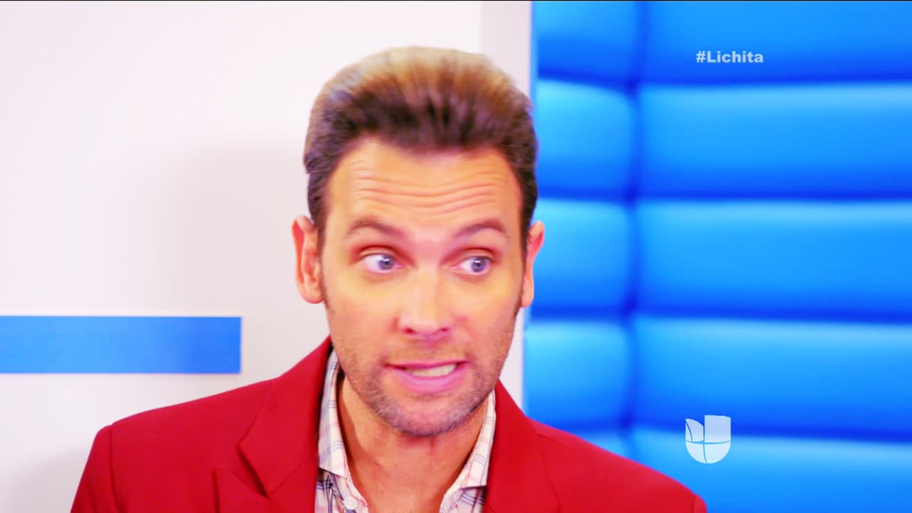 Néstor no se queda atrás, no se cansa de burlarse de tu situación.