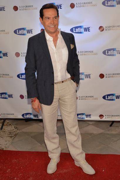 El actor chileno, Cristian de la Fuente, celebró por todo lo alto su cumpleaños número 40 en la ciudad de Miami. Amigos y colegas se dieron cita para celebrar a Cristian a lo grande.