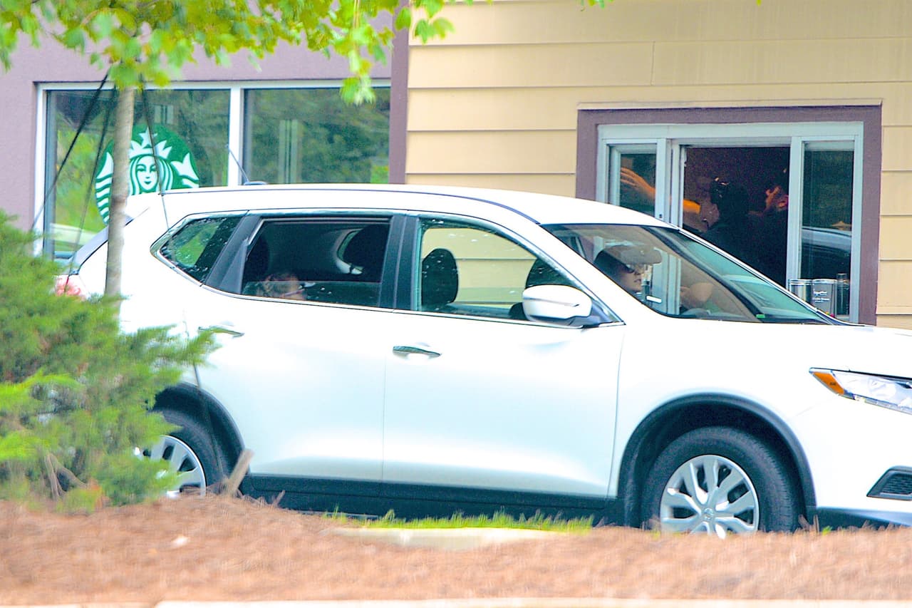 Pues ahora Jennifer contrató a una nueva niñera.