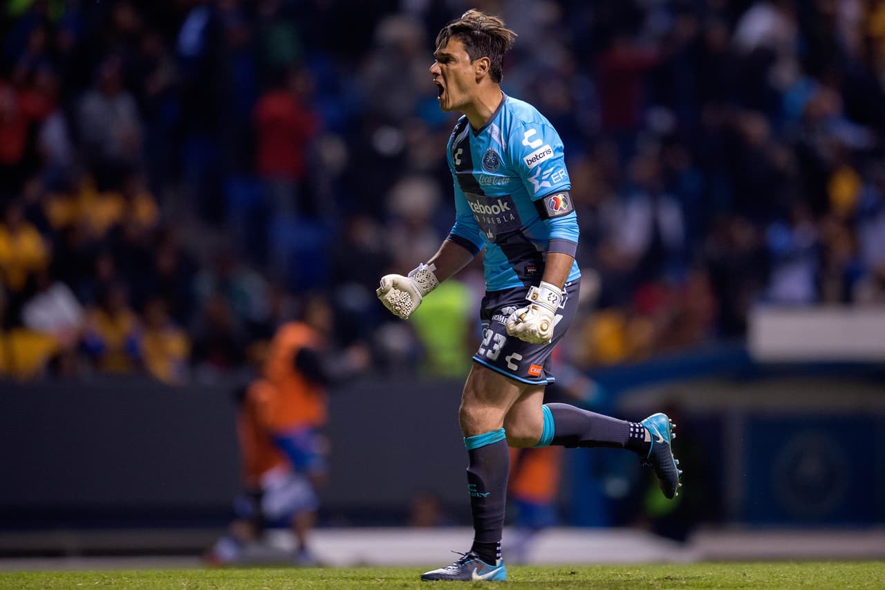 Pero el esfuerzo de Puebla se vio recompensado a los 79 minutos cuando aprovechó un rechace de Torres Nilo y empujó el balón a gol. Un 2-1 merecido y que no dejó dudas de quien fue el mejor sobre el campo del Cuauhtémoc.