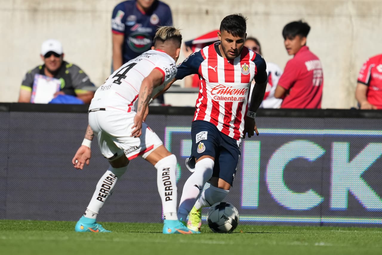 Con un gol solitario de Julián Quiñones el Atlas se llevó una edición más del Clásico Tapatío ante Chivas.
