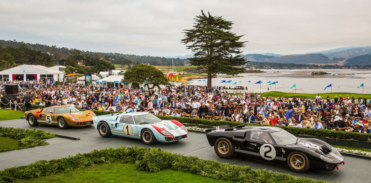 Estos son los tres 
<b>Ford GT40 </b>ganadores de las 
<b>24 horas de LeMans en 1966</b>. 
<b>El auto #2 quedó en primer lugar, el #1 en segundo y el #5 ocupó el tercer escaño del podio</b>. Estos tres carros no sólo lograron la inedita hazaña de ganar todo el podio para el mismo fabricante sino que fue la primera vez que un constructor estadounidense se imponía en la gran carrera francesa, generando una millonaria avalancha de publicidad para 
<b>Ford</b>.