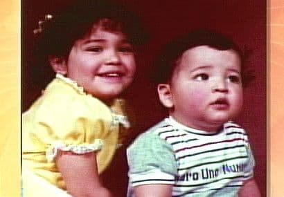 Desde pequeña Karla soñaba con ser actriz de teatro y le encantaban las cámaras. Aquí la vemos con su hermano Luis Carlos (esposo de Ana Patricia).