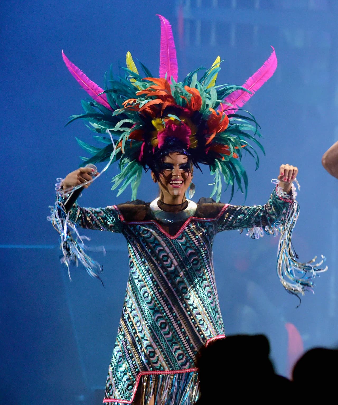 Pero quien se lleva las palmas en cuanto a extravagancia se refiere es sin duda Liliana Saumet.